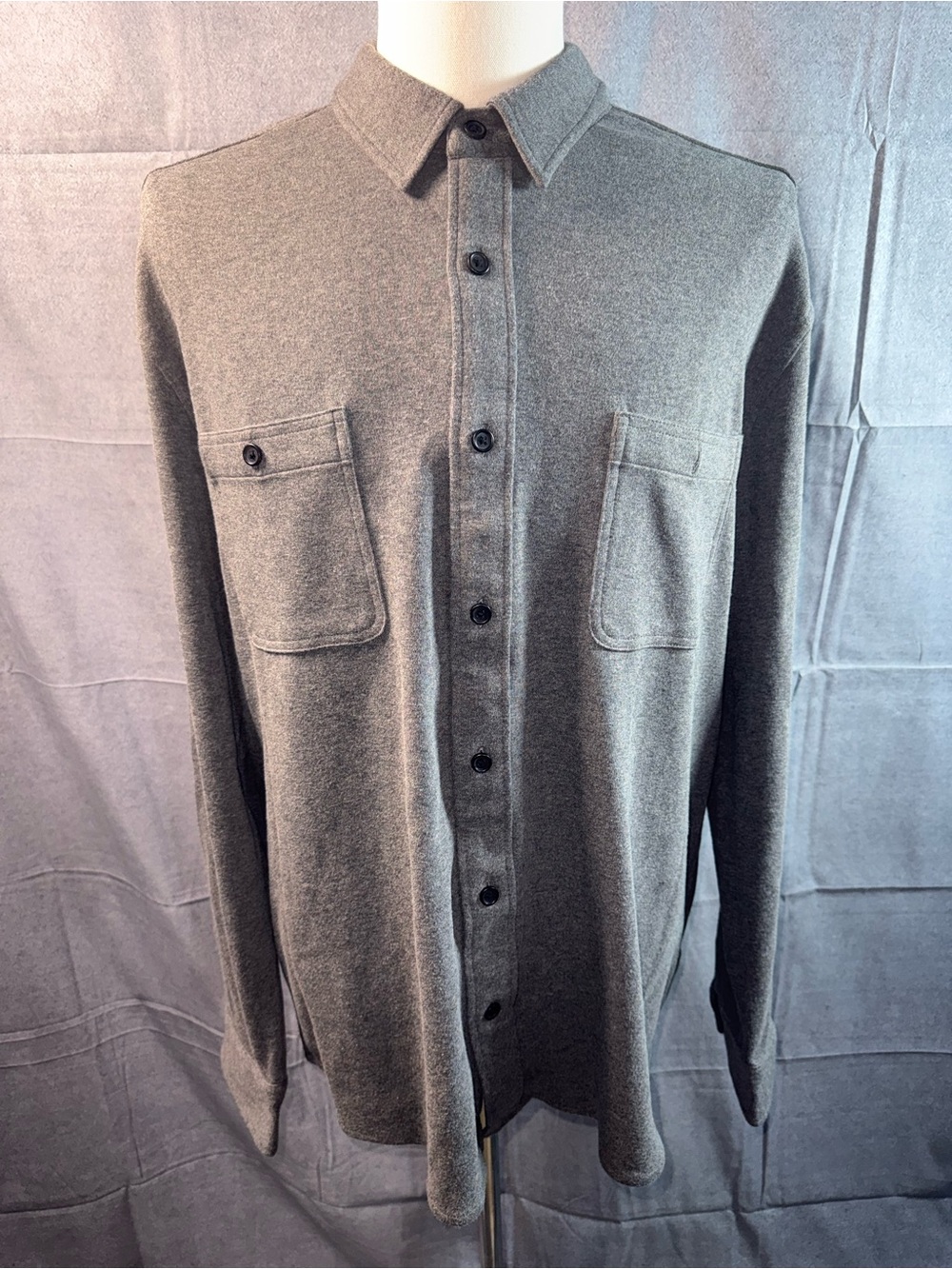 564-Camden Men's Casual Gray Button-Down Pocket Shirt